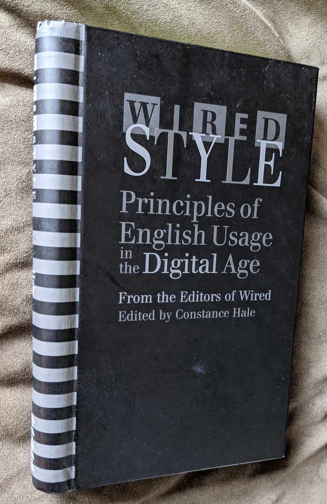 Principles Of English Usage In The Digital Age