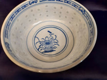 Load image into Gallery viewer, Chinese Porcelain Rice Flower Rice Bowls
